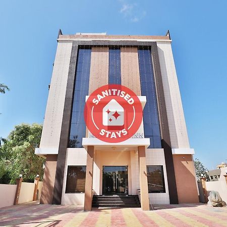 Dwārka Oyo 23174 Hotel Parth Inn מראה חיצוני תמונה