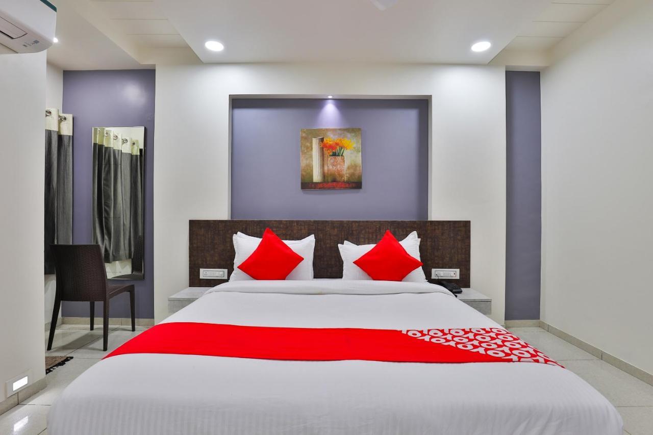 Dwārka Oyo 23174 Hotel Parth Inn מראה חיצוני תמונה